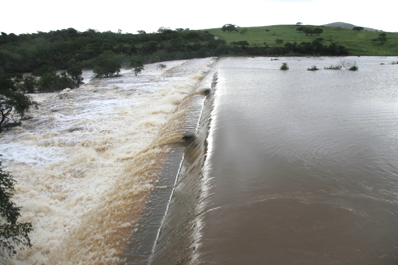 Governo envia especialistas para inspecionar segurança das barragens da Cohidro
