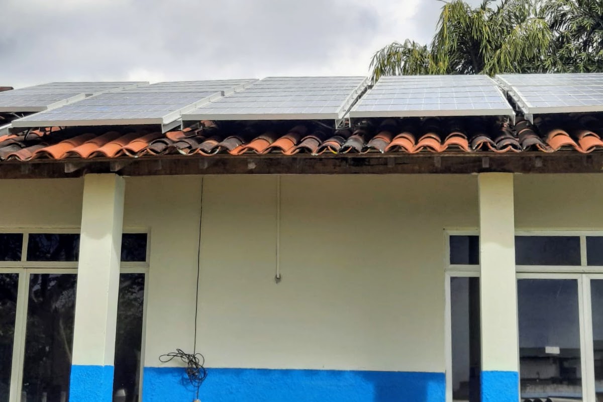 Cohidro converte escritório à energia solar e inicia campanha interna de economia no consumo de eletricidade