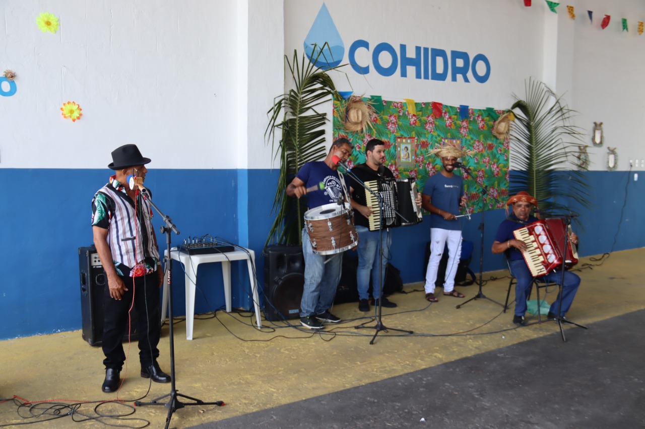 [Galeria de fotos] Confraternização junina da Cohidro teve homenagens e assinatura de benefícios para servidores