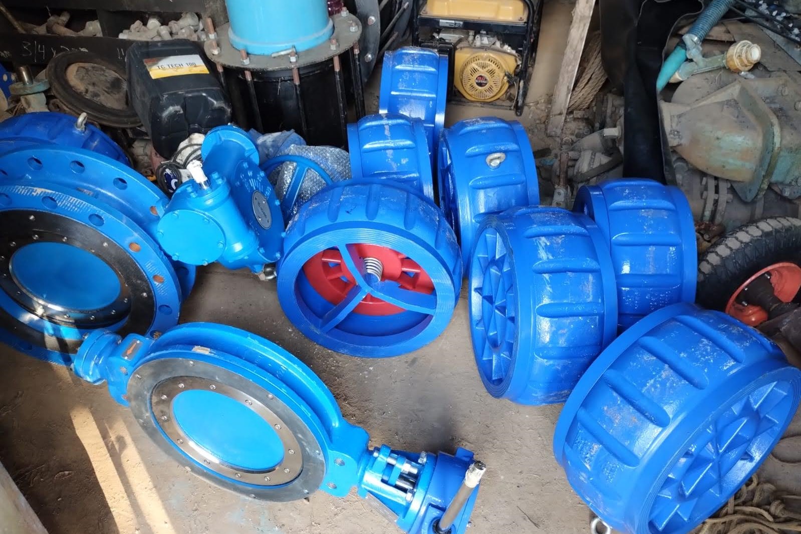 [Vídeo] Troca de rolamentos na EB-05 e manutenção das estações de bombeamento do perímetro Califórnia