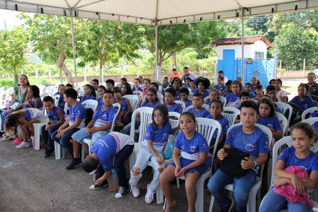 Foram até o perímetro Piauí, alunos das escolas municipais de Lagarto, Monsenhor Jason Barbosa Coelho e Brasil / Foto: Fernando Augusto (Ascom Coderse)