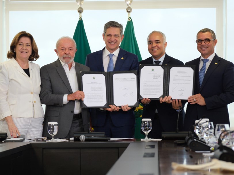 Sergipe assina R$1,5 bilhão em obras de abastecimento e mobilidade em parceria com o Governo Federal