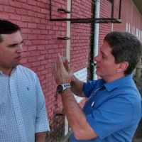 Diretores da Cohidro Felizola e João Fonseca no perímetro de Lagarto - foto Fernando Augusto (Ascom Cohidro)