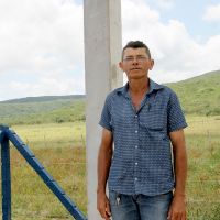 Edésio Rabelo Leal agadeceu o governador, secretário da Agricultura e presidente da Cohidro pela obra em sua comunidade - Foto Fernando Augusto-Ascom Cohidro