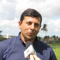 Gildo Almeida assinalou que a produ+º+úo do mam+úo no Per+¡metro Piau+¡ est+í aumentando - Foto Fernando Augusto (Ascom Cohidro)