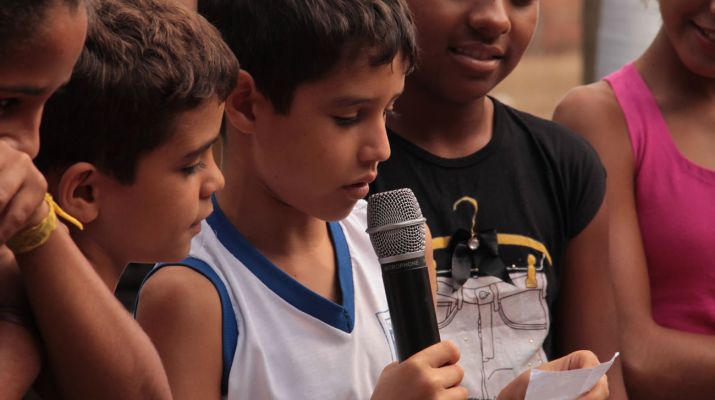 Apresentação das crianças da Escola Municipal Monsenhor Jason Barbosa Coelho
