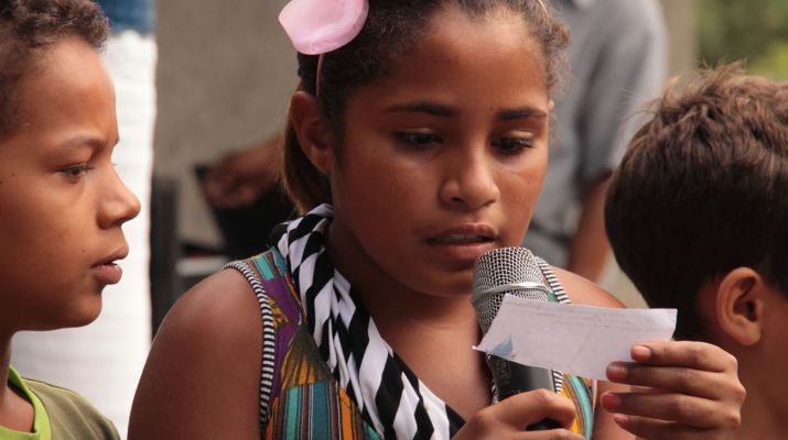 Apresentação das crianças da Escola Municipal Monsenhor Jason Barbosa Coelho