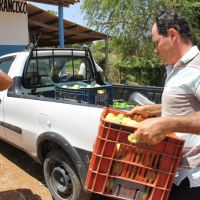 Agricultores levam sua produção até a sede a Associação para serem catalogados à prestação de contas