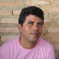 Agricultor Genivaldo Azevedo, do perímetro Piauí, em Lagarto/ Foto: Ascom/Cohidro