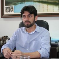 Secretário Esmeraldo Leal