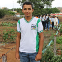 O estudante agrotécnico Emerson Matos Santos te m16 anos e é de Poço Redondo