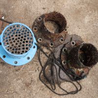 Crivos antigos, de metal, perderam a utilidade enferrujados ou até mesmo rompidos - foto Fernando Augusto (Ascom-Cohidro)