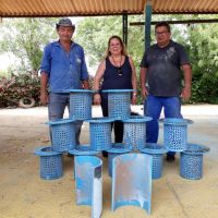 Técnicos e a gerente do perímetro irrigado, Eliane Moraes - Foto Andrea Santos (Califórnia-Cohidro)