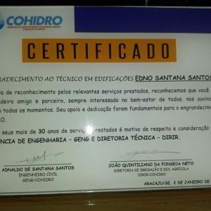 Certificado oferecido pelos colegas a Edno