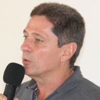 Diretor João Fonseca reforça o empenho da empresa em substituir metodos de irrigação por modelos mais eficientes - Foto Fernando Augusto (Ascom Cohidro)
