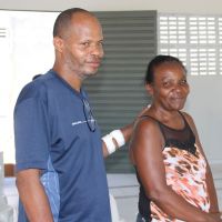 Luiz e Jailta Vasconcelos. Ela sonha em ter um horta sem agrotóxicos para a dieta especial do marido - foto Fernando Augusto (Ascom-Cohidro)