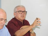 Ceciliano Gama foca os trabalhos da comissão na análise da real situação da associação e usuários da antiga Ceasa - foto Fernando Augusto (Ascom Cohidro)