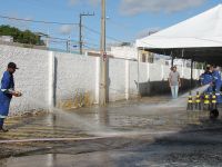 Varrição, capinagem e limpeza da área da Ceasa e feira semanal - foto Fernando Augusto (Ascom Cohidro)
