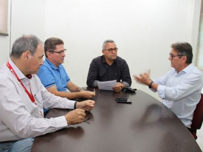 Esses equipamentos vão para atividades fim da Emdagro, beneficiando o produtor, disse Jeferson Feitosa (foto Ascom Cohidro - Fernando Augusto)