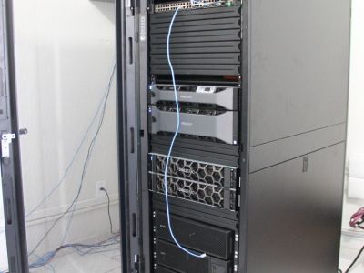 Novo servidor informático da Cohidro (foto Ascom Cohidro)